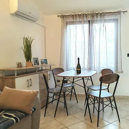 Apartment In - Istrien 46723